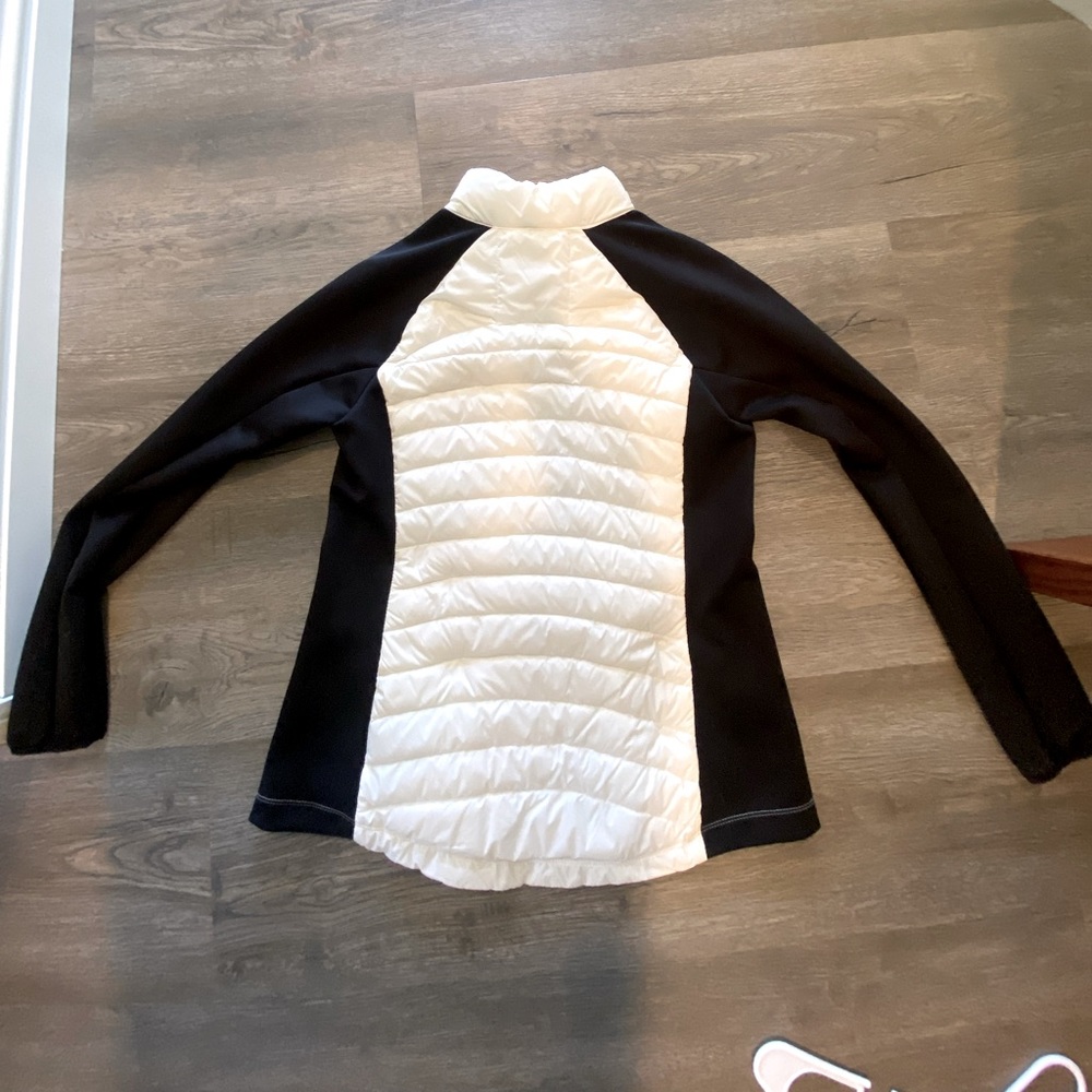 Weatherproof 32° Jacket! - Picture 2 of 2